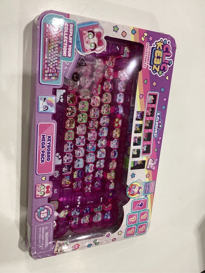 Condition photo showing Good Condition for Clickeez Keyboard Mega Pack - The Ultimate Starter Set | Includes Storage Keyboard & 15 with Exclusive Mega Pack Characters | Clickable Collectibles | Ages 6+