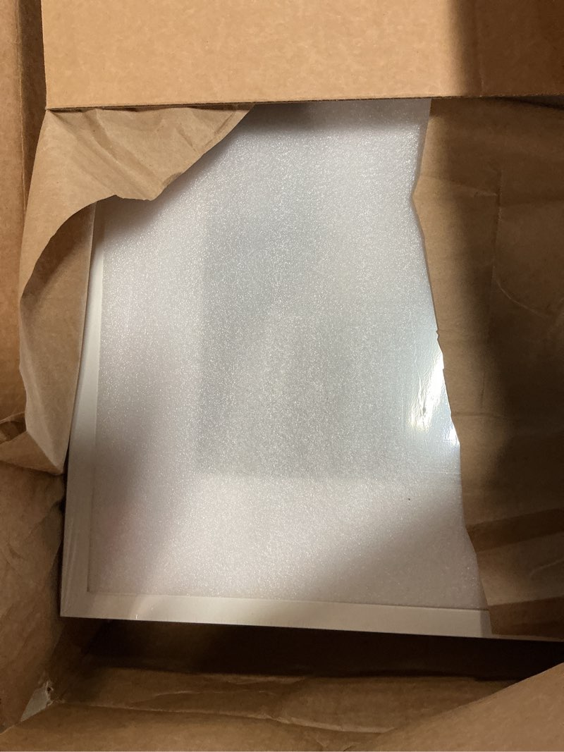 Condition photo showing Good Condition for upsimples 16x20 picture frame, display pictures 11x14 with mat or 16 x 20 without, wall hanging poster frame, white, 1 pack white 16x20