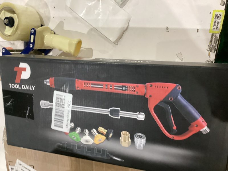 Condition photo showing New/Like New for Tool Daily Deluxe Pressure Washer Gun, with Replacement Wand Extension, 5 Nozzle Tips, M22 Fitting, 40 Inch, 5000 PSI 40inch