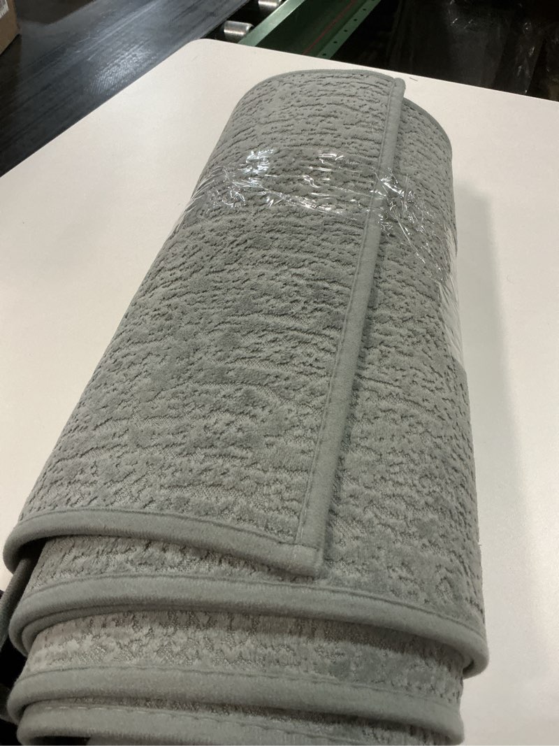 Condition photo showing As Is for chakme Bathroom Rug Sets 5 Piece, Ultra Thin Bath Mat Quick Dry Bath Mat Set, Absorbent Bath Mat for Bathroom Non Slip Machine Washable, (Light Grey, 5 Piece) Light Grey 5piece