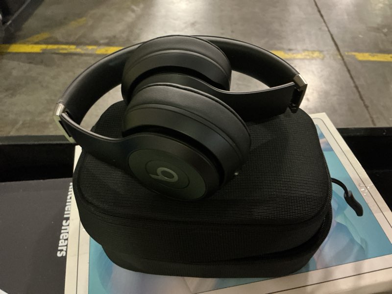 Condition photo showing Good Condition for beats solo 4 - wireless on-ear bluetooth headphones, up to 50-hour battery life, ultra-lightweight comfort, powerful and balanced sound, apple & android compatible - matte black matte black standalone