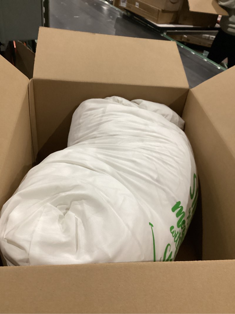 Condition photo showing As Is for APSMILE Lightweight Down Feather Fibers Comforter Oversized King, Cooling Duvet Insert for Warm Weather -100% Organic Cotton, High Fill Power Down Fibers Quilt Thin Summer Duvet (Ivory White, 120x98) Oversized King Ivory White / Lightweight