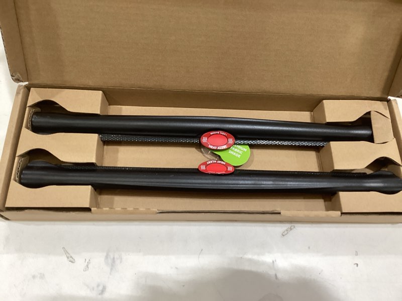 Condition photo showing Good Condition for Munchkin Brica Sun Safety Car Window Shade with Heat Alert, Helps Block UVA/UVB Rays, 2 Pack, Black Car Window Roller Shade