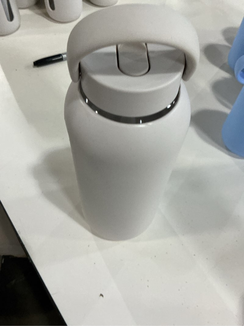 Condition photo showing New/Like New for bink glass day bottle classic top | 36oz