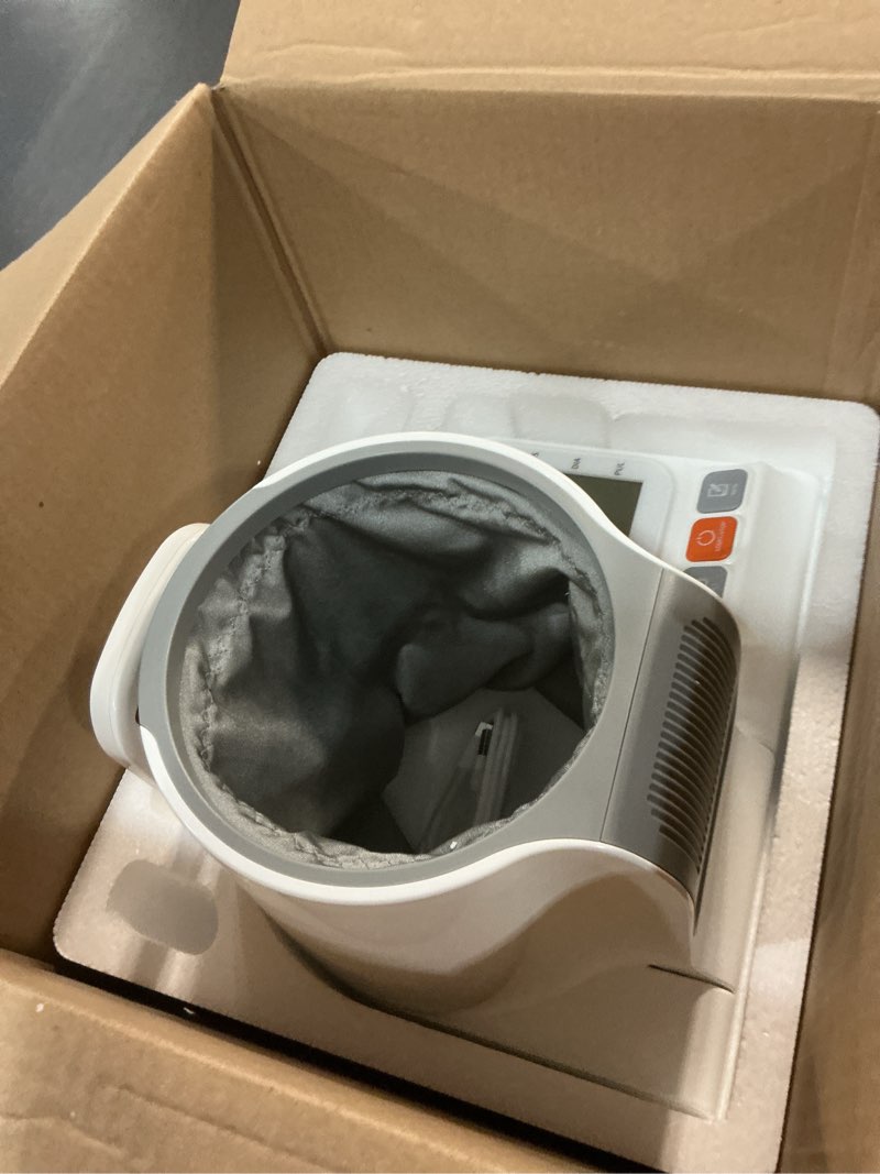 Condition photo showing Good Condition for cavn blood pressure monitor, one-touch barrel-type upper arm blood pressure monitors for home use, no-wrap auto-fit design, fits arms 7.1"-16.5", 3-color backlight, 2 users 2×99 memory white