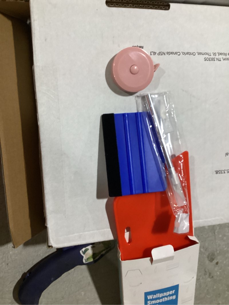 Condition photo showing Good Condition for possibly incomplete hardware.art3d smoothing tool kit for applying peel and stick wallpaper, vinyl backsplash tile
