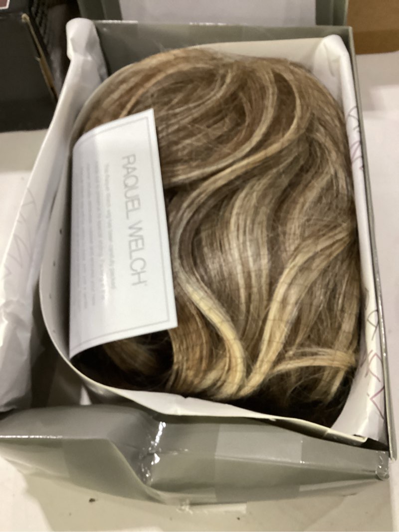 Condition photo showing Good Condition for hairdo raquel welch always long layered comfort cap wig, pale golden honey rl16/88