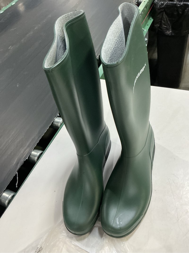 Condition photo showing New/Like New for dunlop women's-sport-pvc-rain boots-heritage green/black-size 10