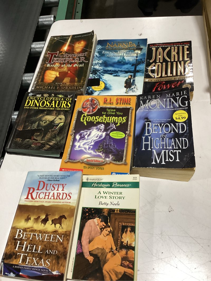 Assortment of books of different styles (Pack of 8)