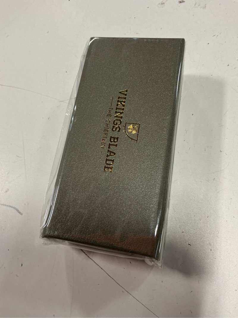 Condition photo showing New/Like New for vikings blade double edge safety razor for men + 5 swedish steel blades + luxury case. smooth, reusable, eco-friendly (the chieftain) chromium silver