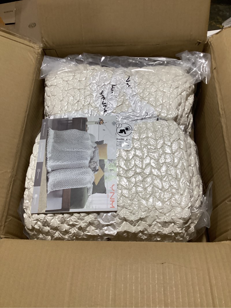 Condition photo showing New/Like New for YnM Cotton Weighted Blanket, Handmade Chunky Knitted Design, Soft and Cozy, Temperature Regulating and Breathable, Machine Washable Throw for Sleep or Home Decor (Cream White, 48x72 Inch, 20lbs) Cotton Cream White 48 in x 72 in 20 lb
