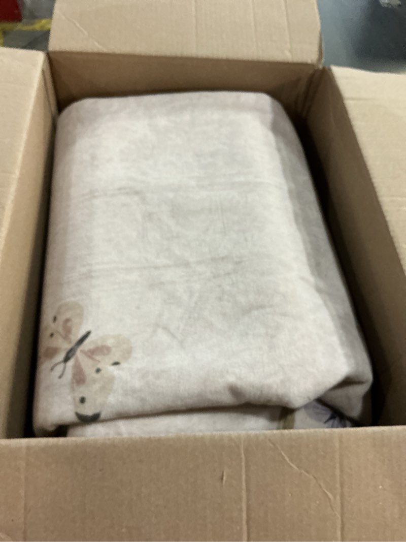 Condition photo showing Good Condition for Wonnitar Washable 6x9 Area Rugs, Large Living Room Rug, Non-Slip Soft Floral Rugs for Bedroom, Botanical Area Rug Carpet for Dining Room Guest Room (Beige,6'x9') 6' x 9' (Rectangular) Beige