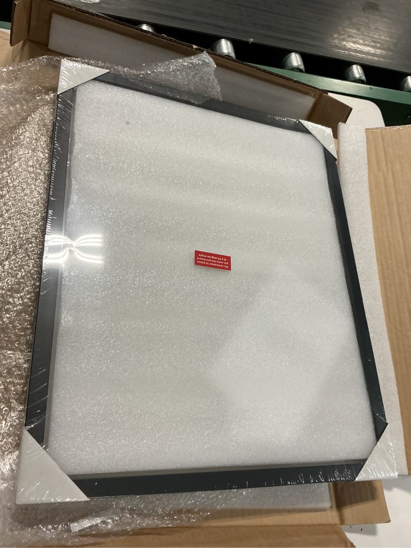 Condition photo showing New/Like New for mennthui 17x21 black picture frame, wall mounting horizontally or vertically, decoration for photos, paintings, posters, artwork