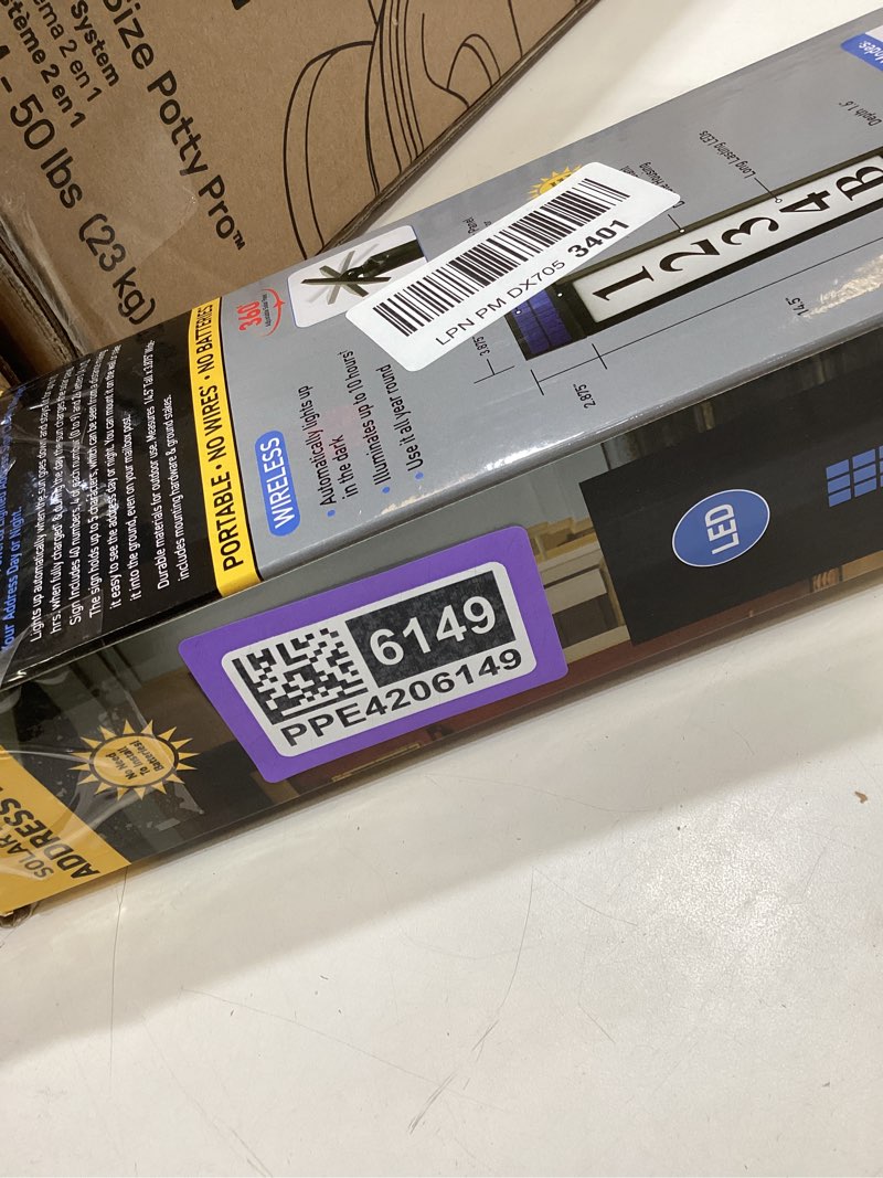 Condition photo showing Good Condition for sensor brite solar powered address light, 360-degree led house number sign, automatic & adjustable solar address sign, includes 40 numbers 4 x (0 to 9) & 26 letters (a to z)
