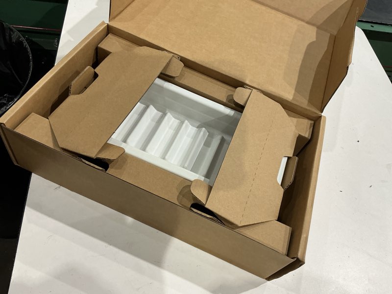 Condition photo showing As Is for hamama ceramic microgreen grow tray, 12 x 6.5" (rl) |