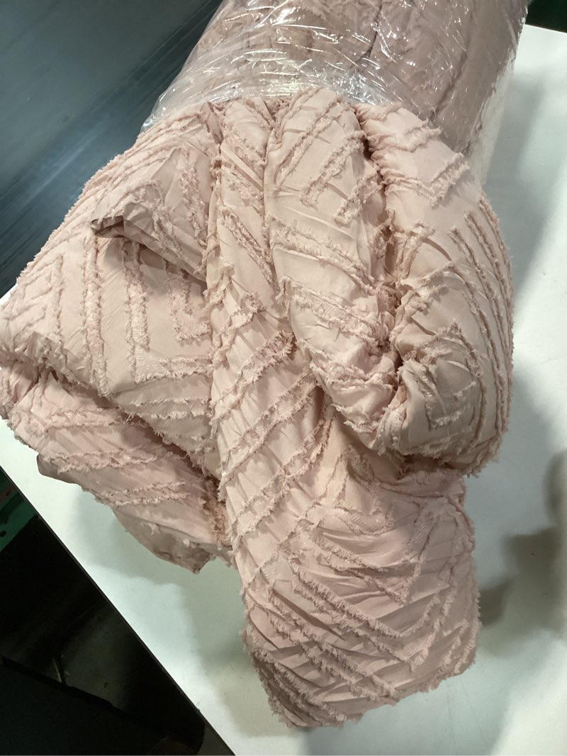 Condition photo showing Good Condition for Rosewater Lattice Minky Blanket