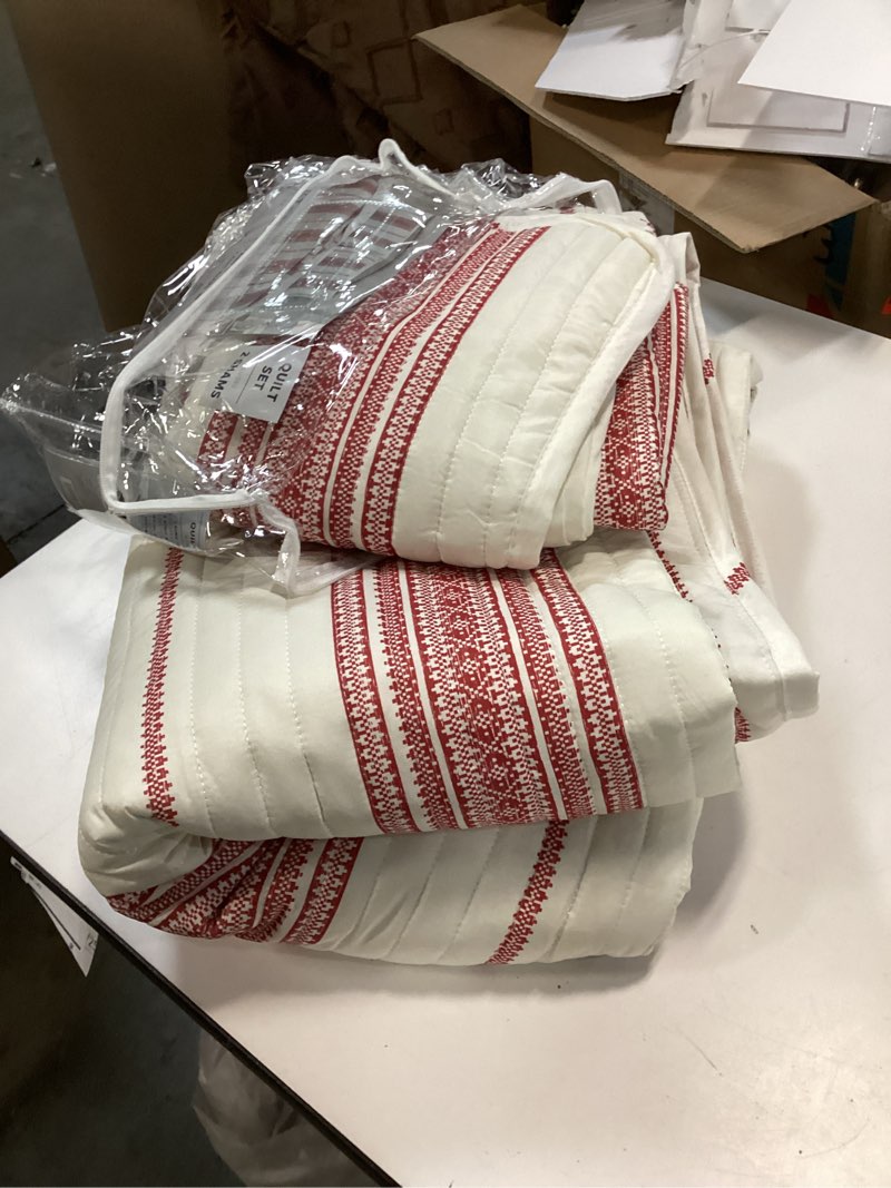 Condition photo showing Good Condition for Great Bay Home King Reversible Quilt Bedding Set - All Season, Modern, Lightweight Bedspreads - Red Striped Coverlets (Includes 1 Quilt, 2 Pillow Shams) King / California King Red