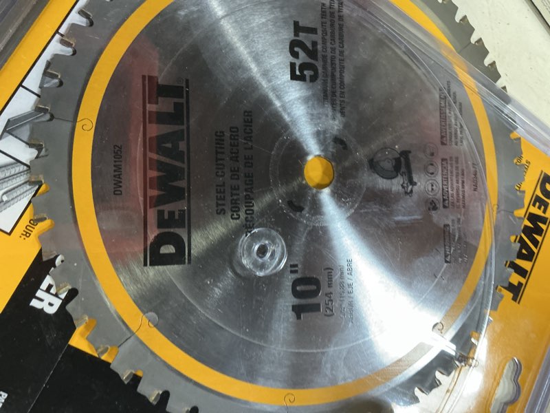Condition photo showing Good Condition for dewalt 10-in 52-tooth tungsten carbide-tipped steel chop saw blade