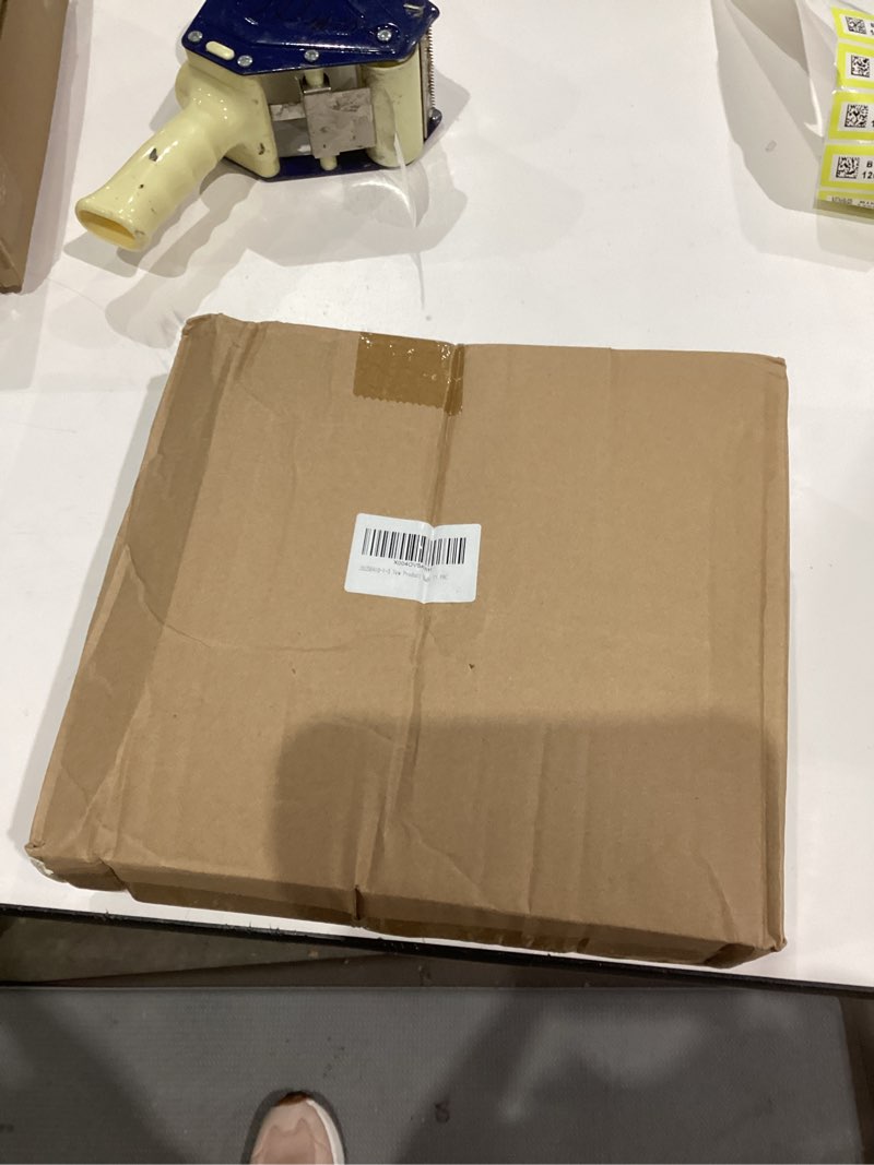 Condition photo showing New/Like New for 6FT Artificial Cedar Christmas Garland for Mantle Christmas Decorations Real Touch Realistic Greenery Faux Pine Garlands for Xmas Home Decoration Fake Winter Indoor Outdoor Garland Door Decor