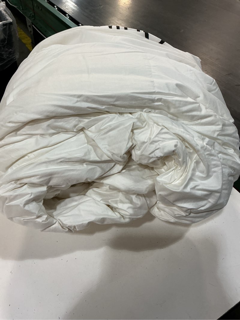 Condition photo showing As Is for quince luxe goose down comforter, full/queen, white