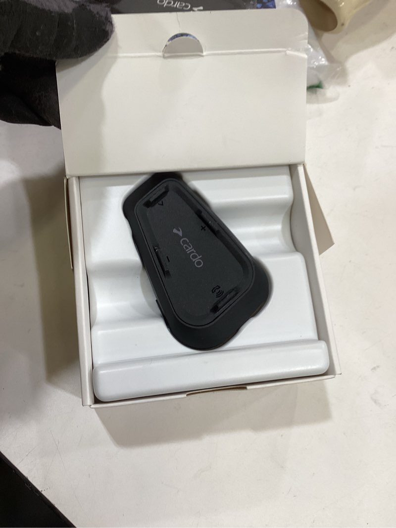 Condition photo showing Good Condition for cardo systems spirit hd motorcycle bluetooth communication headset, 2-way bluetooth, thin 40mm speakers, waterproof, universal connectivity - single pack 1 pack spirit hd