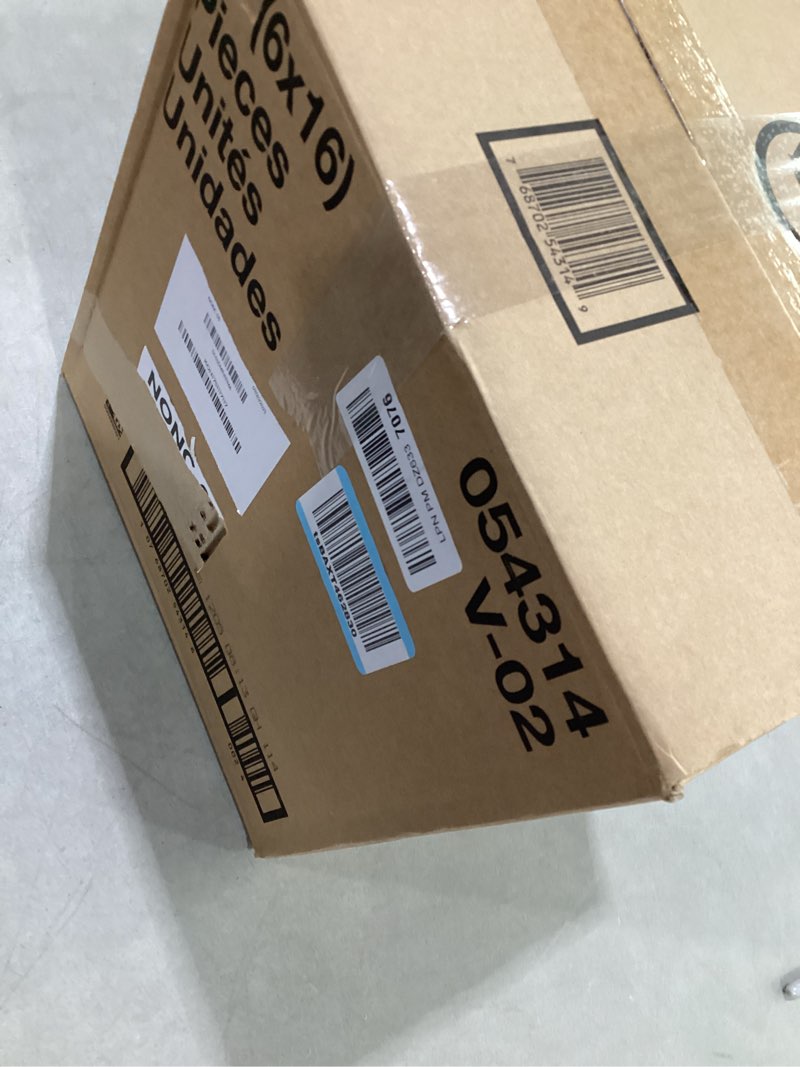 https://lotting-media.assets.bidfta.com/lotting_3d4dba96-2096-47a2-b631-7da87fda9ac2