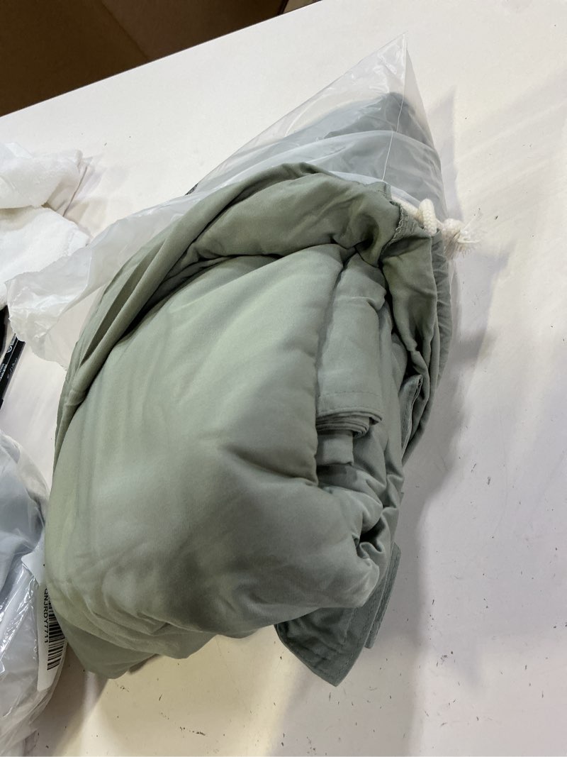 Condition photo showing Good Condition for bamboo duvet cover set, full/queen, eucalyptus