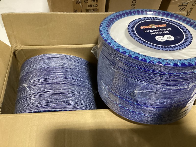 JOLLY PARTY 8.37 inch Disposable Paper Plates, 300 Count Dinner Plates, Soak Proof, Cut Proof for Ev