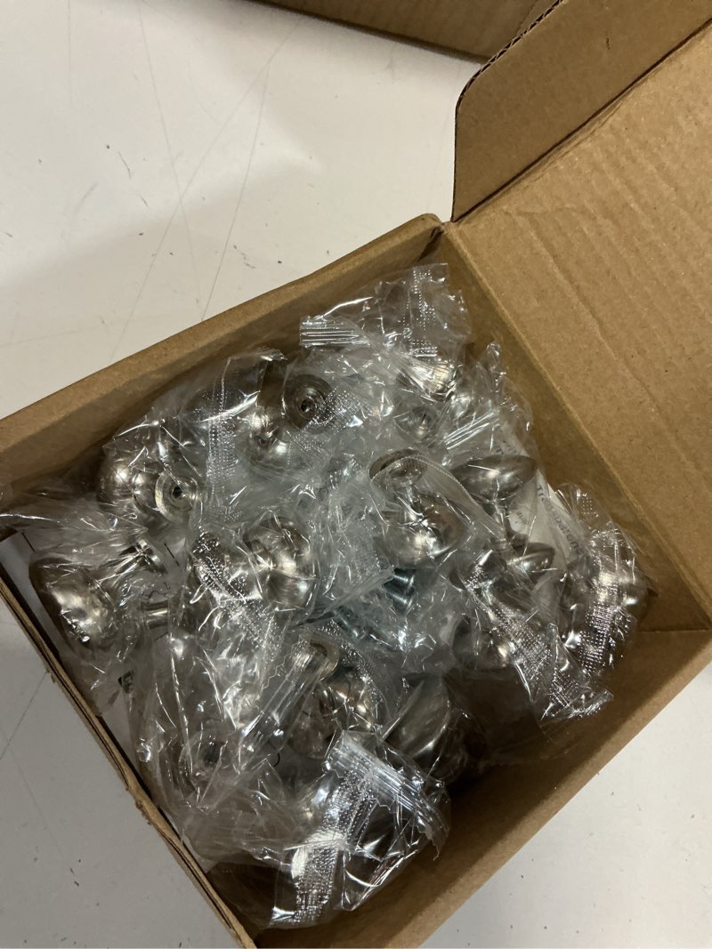 Condition photo showing Good Condition for Ravinte 15 Pack Brushed Nickel Round Zinc Cabinet Knobs for Kitchen Bathroom Closet Dresser Cabinets 15 Brushed Nickel
