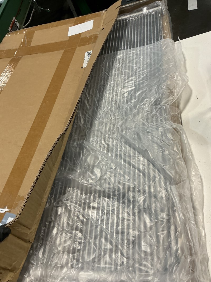 Condition photo showing Good Condition for scitoo ac condenser for 1997-2004 for ford for expedition 4.6l 1997-2006 for ford for expedition 5.4l 2002 for lincoln for blackwood 5.4l 1998-2006 for lincoln for navigator 5.4l replace 4879