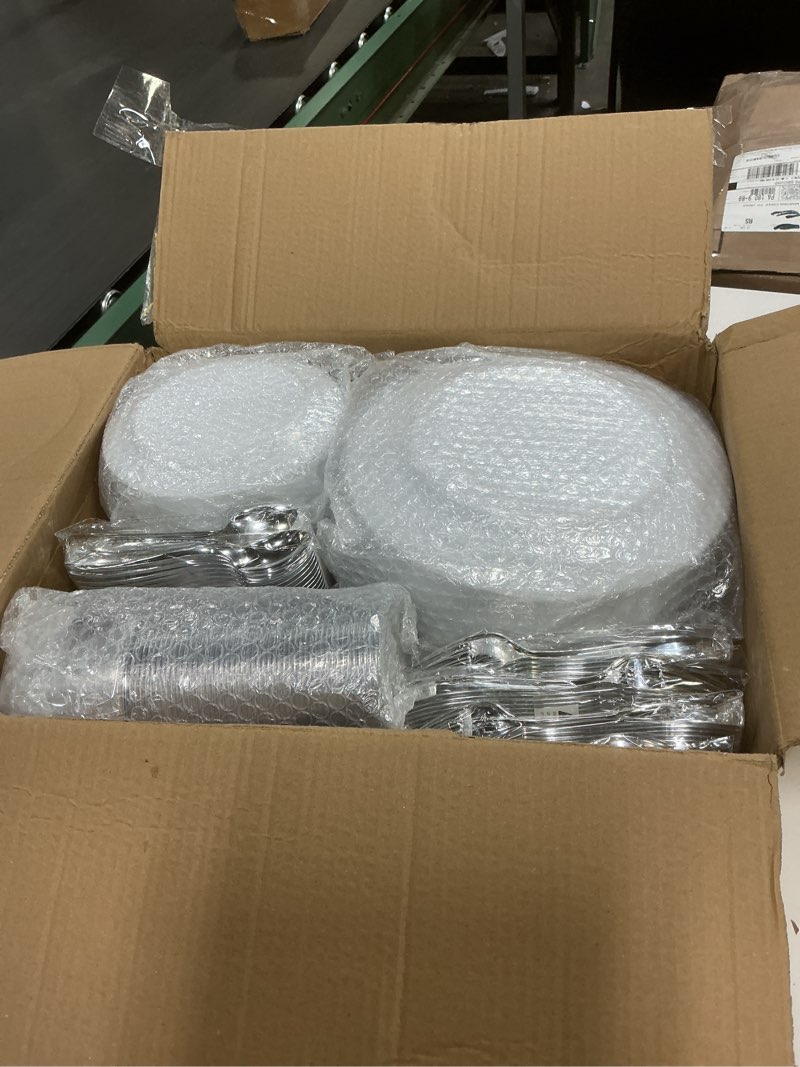 Condition photo showing New/Like New for FOCUSLINE 600 Ct Silver Dinnerware Set for 100 Guests - Silver Rimmed Disposable Plastic Plates, Includes 100 Dinner & Salad Plates, Cups, Cutlery Set for Wedding Parties