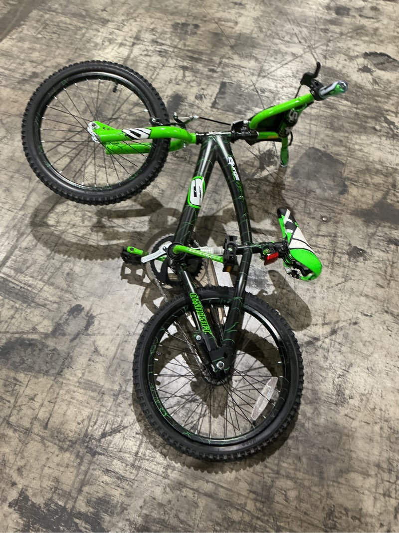 Condition photo showing As Is for dynacraft surge boys 18" bmx bike, for kids age 6-9 years, green
