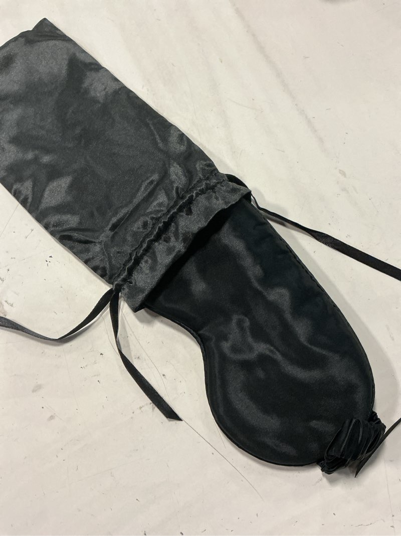 Condition photo showing Good Condition for mulberry silk beauty sleep mask, one size, black