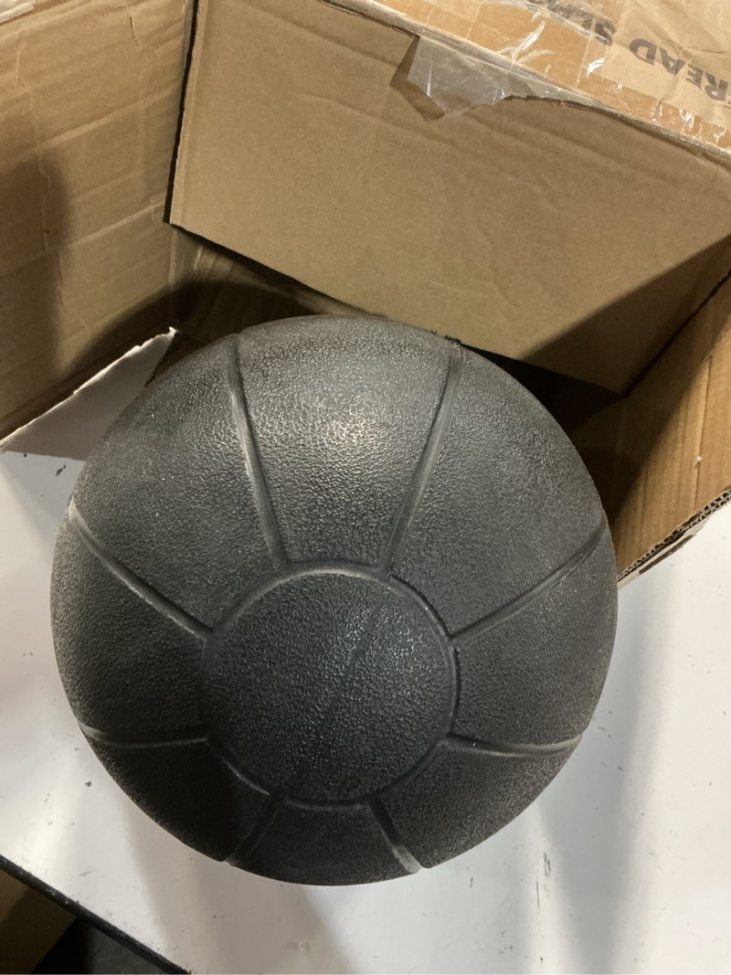 Condition photo showing Good Condition for slam ball - tread - black - 10lbs gold’s gym