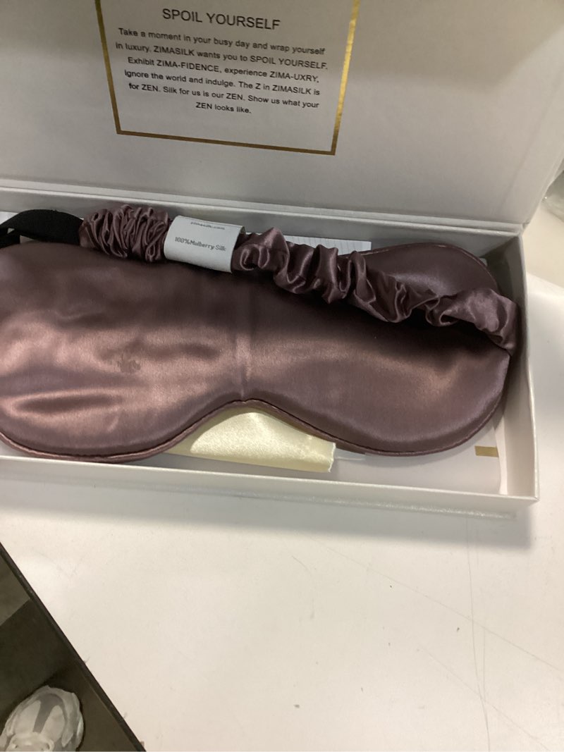 Condition photo showing Good Condition for ZIMASILK Adjustable 100% 22 Momme Mulberry Silk Sleep Mask for Sleeping, Filled with Premium Mulberry Silk, Softest & Breathable Eye Sleeping Mask (Plum Wine) Plum Wine 1 Count (Pack of 1)