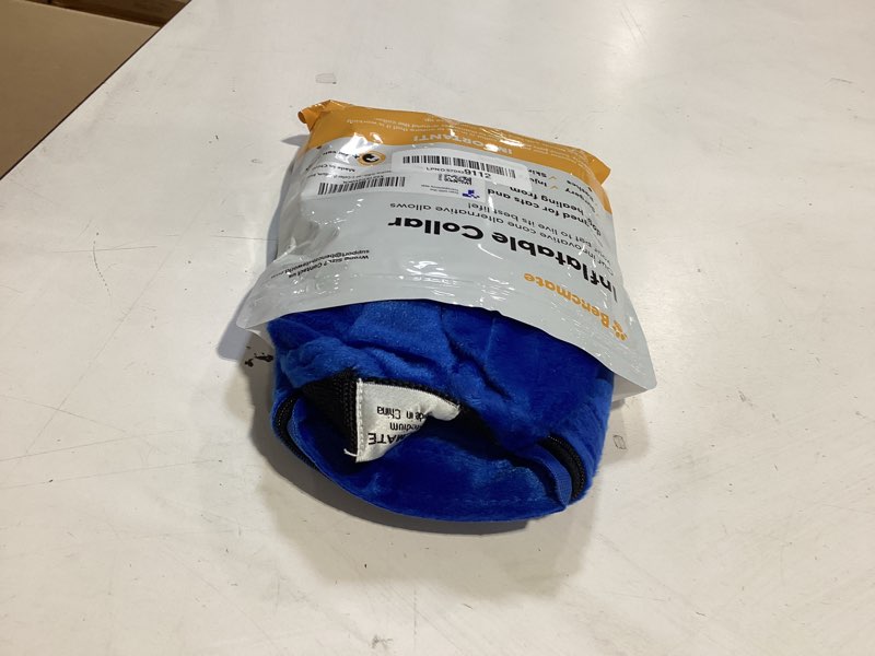 Condition photo showing Good Condition for bencmate inflatable dog cone collar alternative, soft dog cone for small medium large dogs and cats, neck recovery ecollar donut collar after surgery (medium, blue) blue medium [neck:7"-11"]