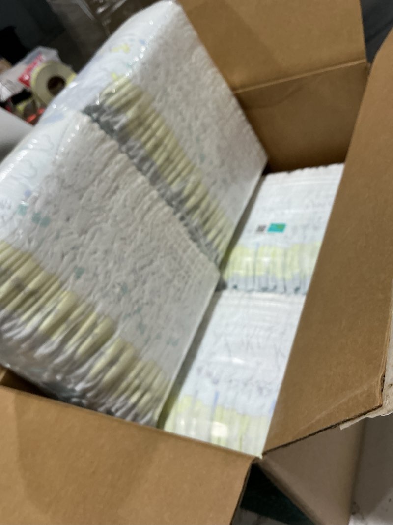 Condition photo showing New/Like New for pampers swaddlers diapers, size 5 (20-37 lbs), 132 count, absorbent, keeps baby dry and comfortable, skin safe disposable baby diaper (packaging may vary) size 5 132