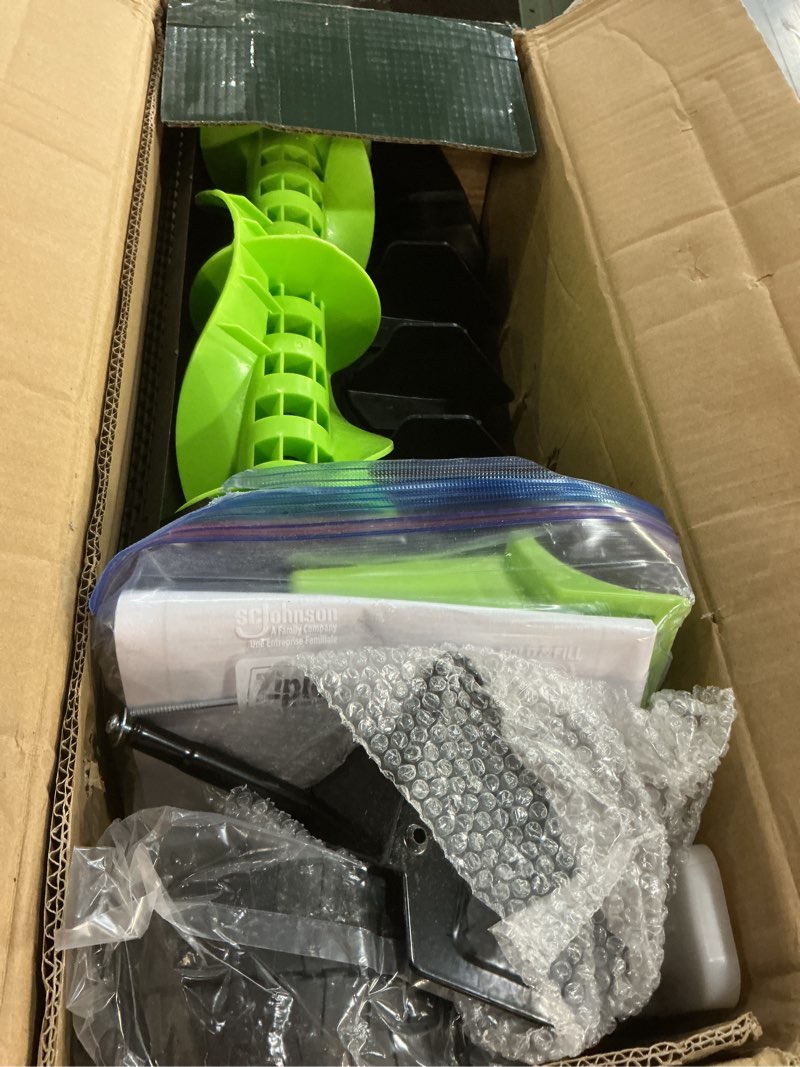 Condition photo showing Good Condition for Earthwise 16  Wide Snow Shovel  Corded Electric Snow Thrower Shovel - 430 LBS/Minute  SN70016