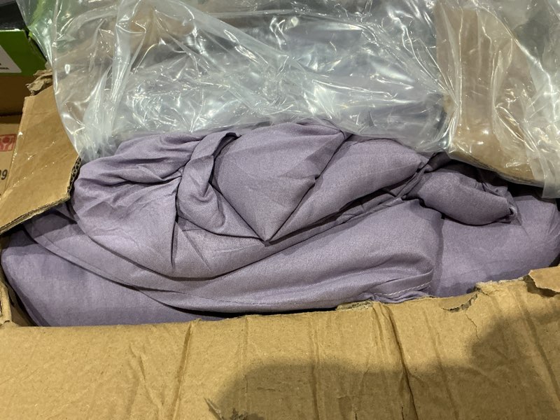 Condition photo showing Good Condition for sasttie queen comforter set, 7-piece bed in a bag, pintuck bedding sets for all season, includes comforter, flat sheet, fitted sheet, pillowcases and pillowshams, new purple queen new purple