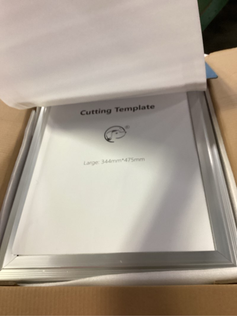 https://lotting-media.assets.bidfta.com/lotting_3da2568e-c111-4e39-b0b1-b17cc680c703