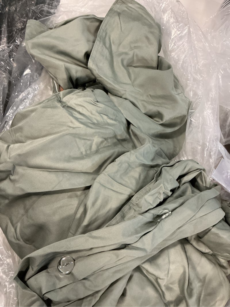 Condition photo showing As Is for quince bamboo duvet cover set of 3, full/queen, eucalyptus