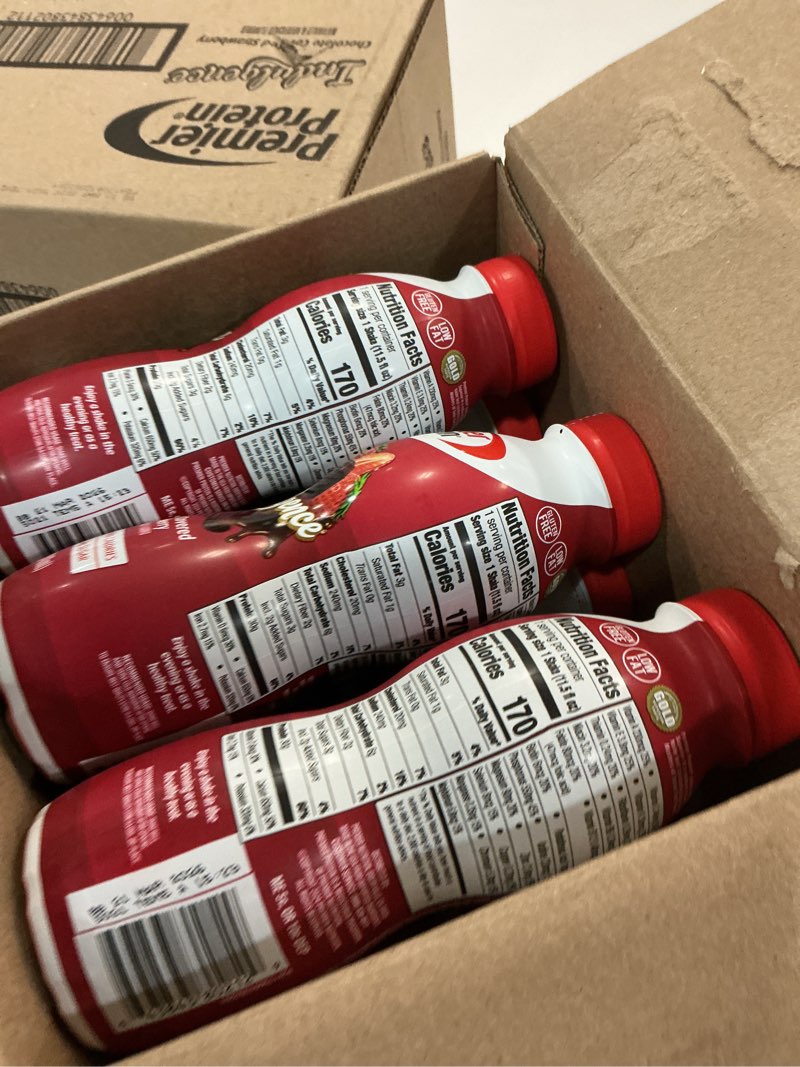 Condition photo showing New/Like New for (BB:21/03/2026)Premier Protein Shake INDULGENCE, Chocolate Covered Strawberry, 30g Protein, 170 Calories, 3g Sugar, 11.5 fl oz, 12 Pack (Packaging May Vary) Chocolate Covered Strawberry 11.5 Fl Oz (Pack of 12)