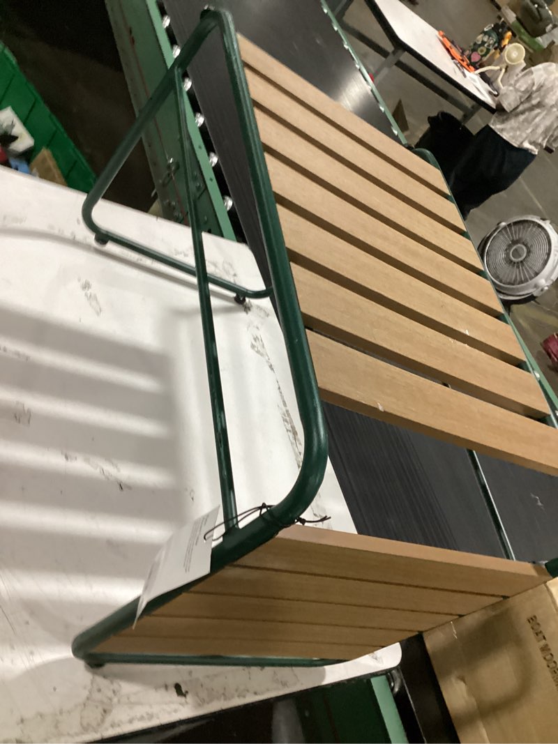 Condition photo showing Good Condition for patio accent table