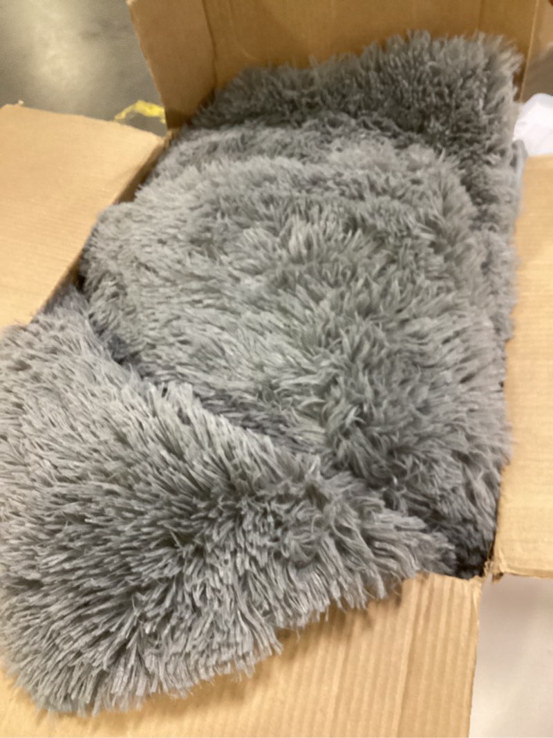 Condition photo showing Good Condition for Fluffy Area Rug Living Room: Grey Shag Rug 6x9 Plush Rugs for Living Room - Large Fuzzy Soft Carpet (Gray 6x9 Feet) Grey 6' x 9' (Rectangular)