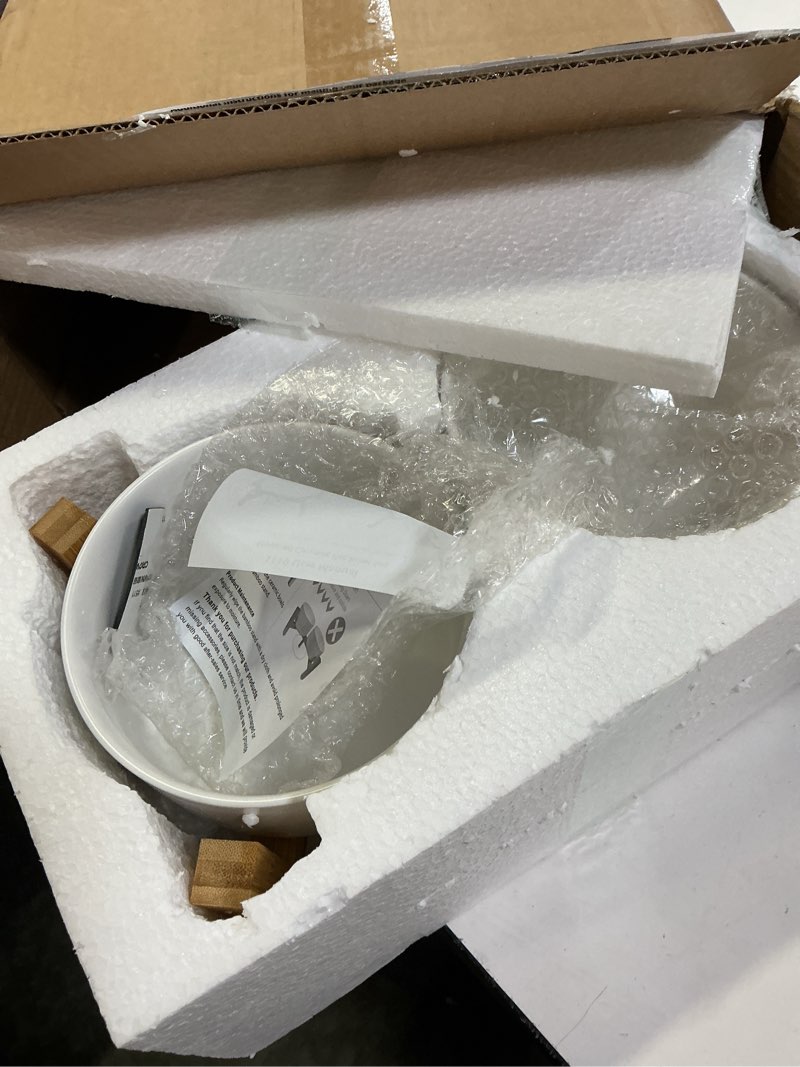 Condition photo showing Good Condition for elevated ceramic dog bowl set - raised dog bowls with non-slip bamboo stand - dog food and water bowl set - double dog feeding bowls - suitable for small and medium dogs - 28.74 oz - 3.6 cups - 850 ml medium white