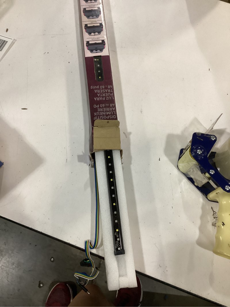 Condition photo showing Good Condition for hopkins tailgate light led spot light