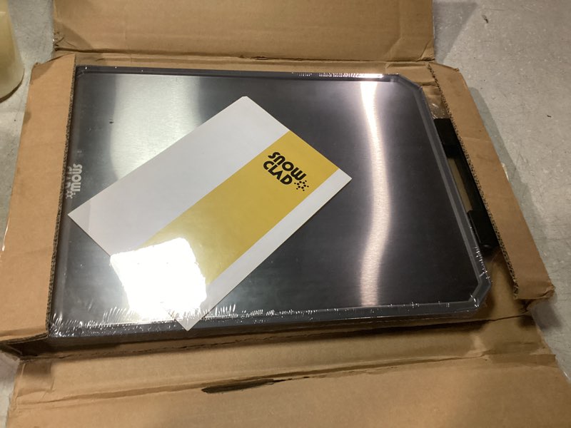 Condition photo showing New/Like New for SNOWCLAD Stainless Steel Cutting Board,Double Sided Steel Bread Boards for kitchen,Stainless Steel/Wheat straw pp Large Board for meat,non toxic Chopping,16 * 11 Inch,Dishwasher Safe 16"L x 11"W