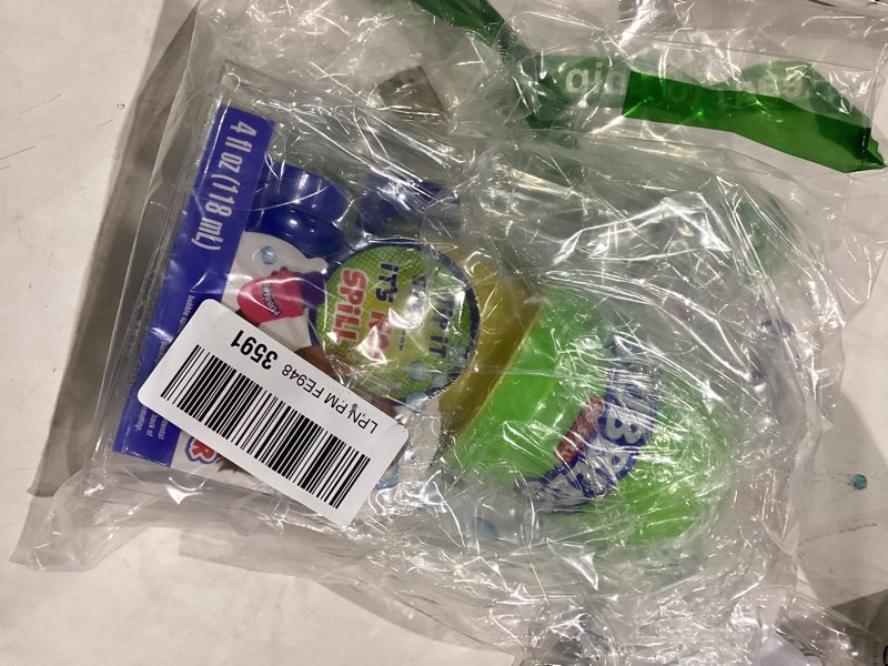 Condition photo showing Good Condition for Little Kids Fubbles No-Spill Tumbler Includes 4oz Bubble Solution and bubble wand (tumbler colors may vary) Multicolor