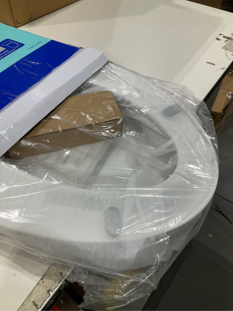 Condition photo showing Good Condition for Hibbent Premium Elongated Toilet Seat with Cover Quiet Close, One-Click to Quick Release, Easy Installation Non-Slip Seat Bumpers, Slow Close Toilet Seat and Cover, Easy Cleaning-White Color One-click Elongated 18.5" White