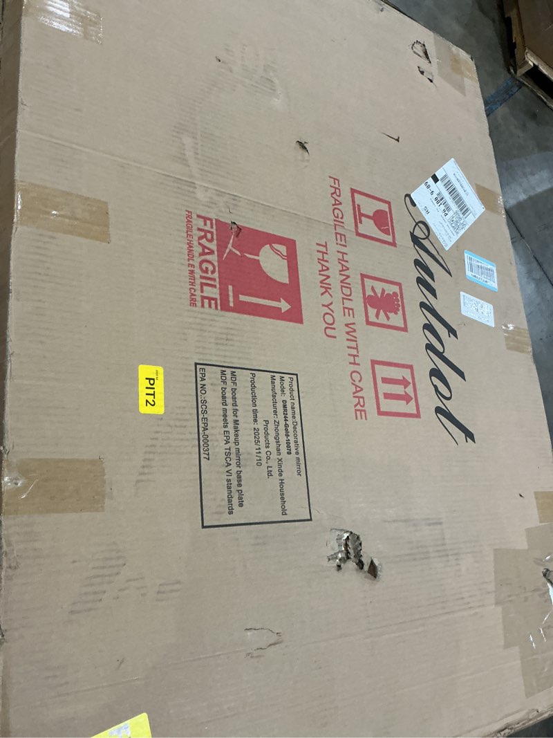 Condition photo showing New/Like New for gold wall mirror, 40‘’x28'' decorative wall mirror with beveled glass frame, large wall mirror for entryway, dining room, living room